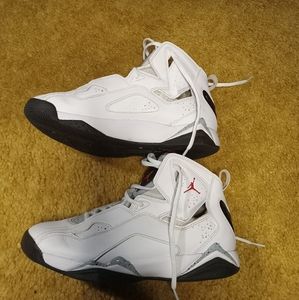 Jordan trueflights size 8 box 16